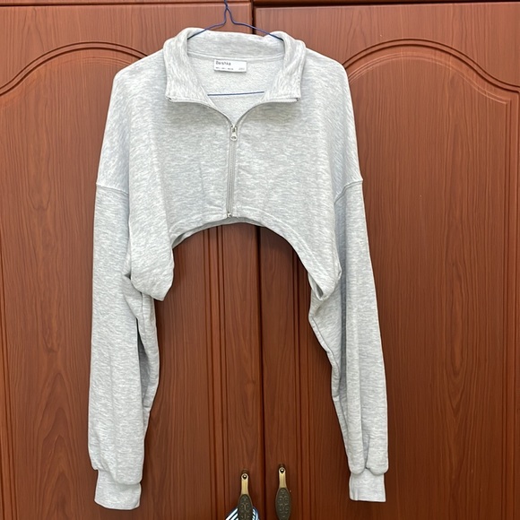Bershka crop zip up - Picture 1 of 9